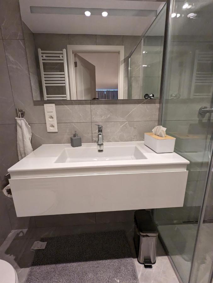 Archimede Suites Брюссель Экстерьер фото